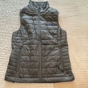 Patagonia Gray Quilted Vest